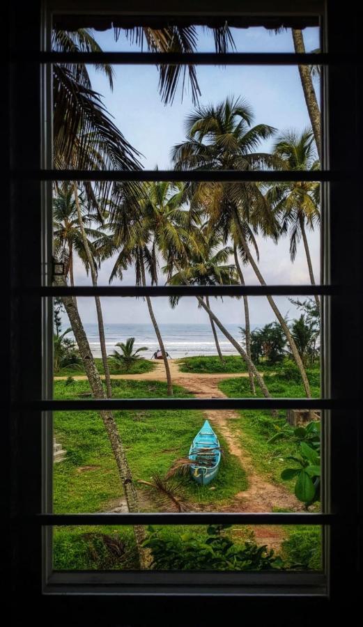 Glucklich Beach Cottages กุนดาปูร์ ภายนอก รูปภาพ