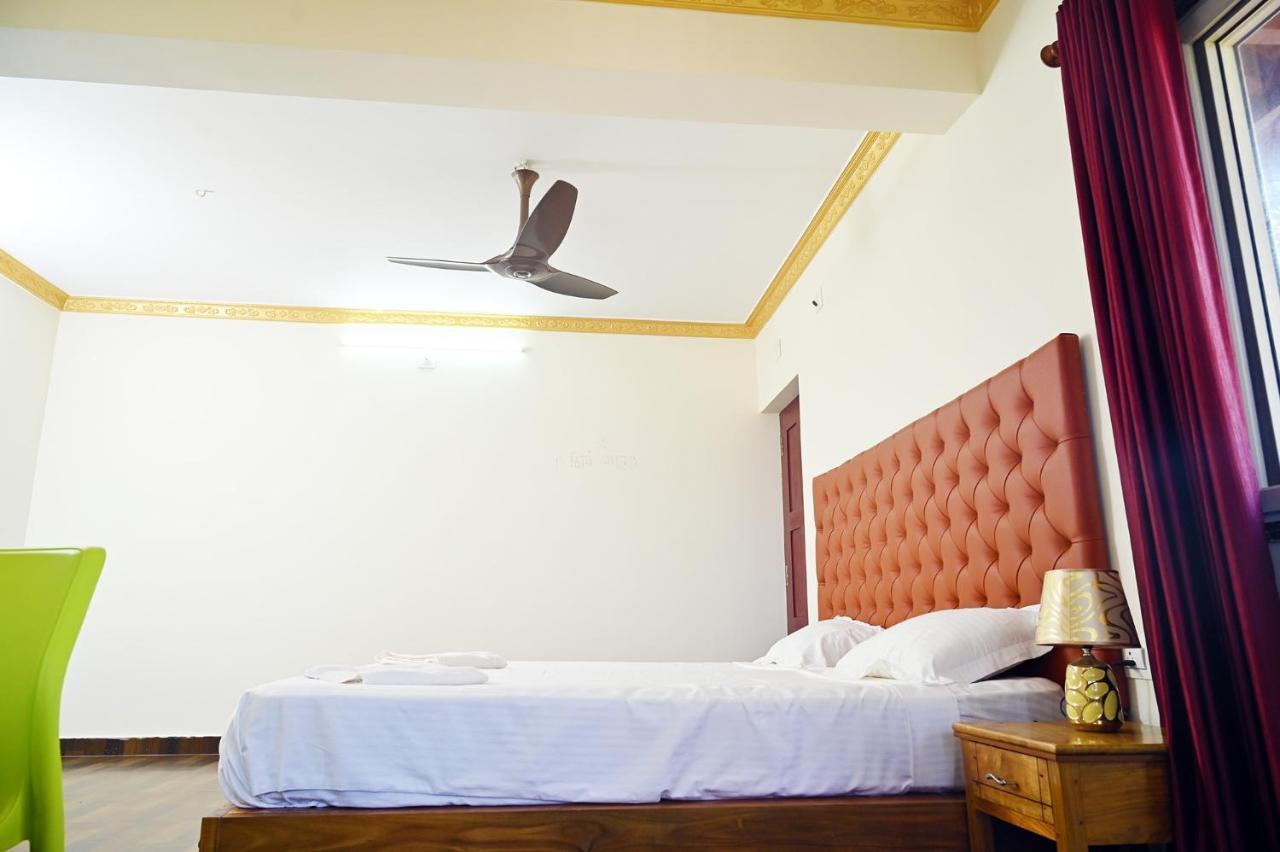 Glucklich Beach Cottages กุนดาปูร์ ภายนอก รูปภาพ